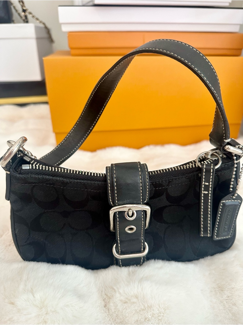 Vintage Coach Black Signature Monogram Canvas Shoulder Bag with Buckle Accent - Picture 3 of 7